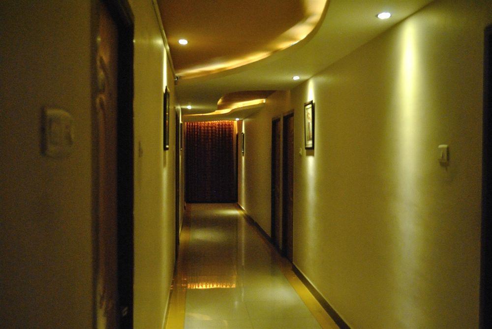 Hotel Mars Classic Chennai Exterior foto